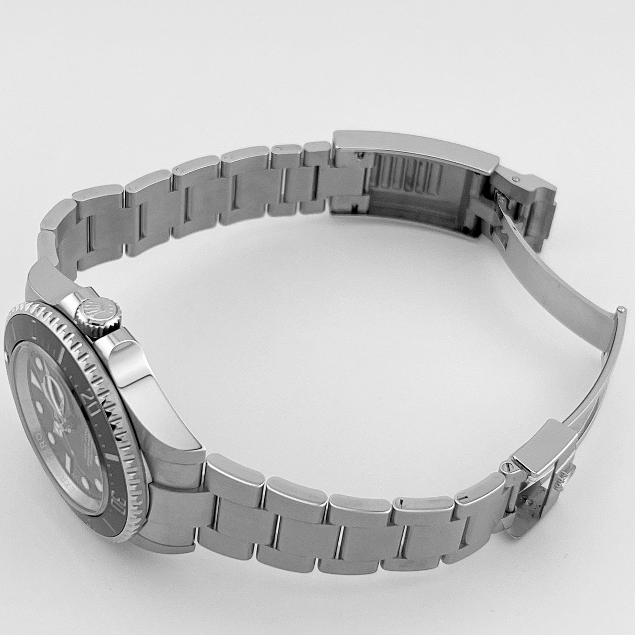 Rolex Sea-Dweller 126600 Stainless Steel Black Dial (2023)