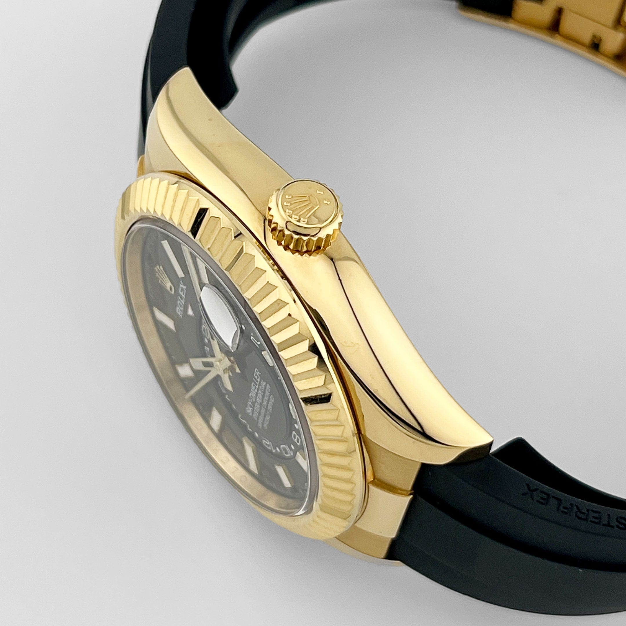 Rolex Sky-Dweller 326238 Yellow Gold Bright Black Dial (2022)