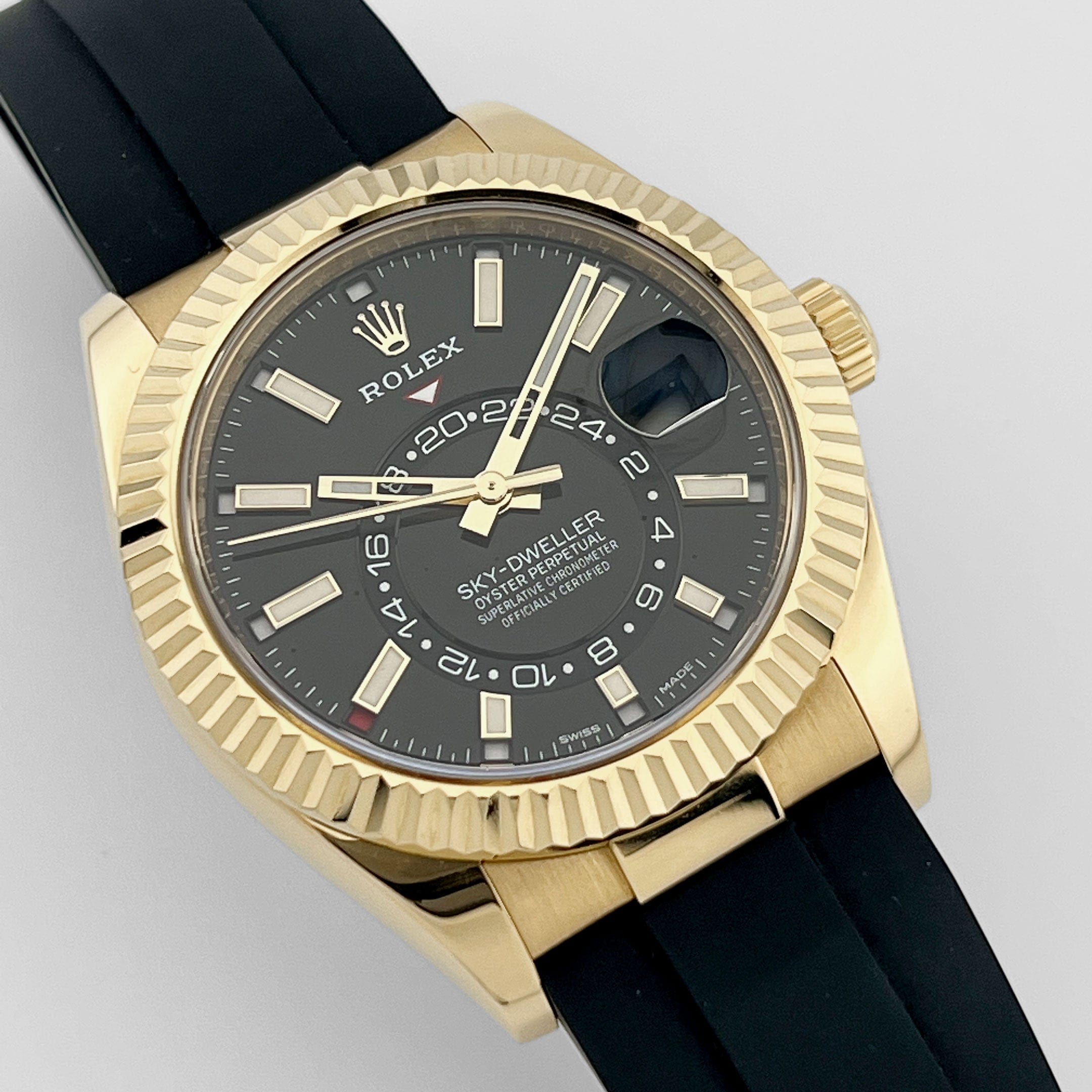 Rolex Sky-Dweller 326238 Yellow Gold Bright Black Dial (2022)
