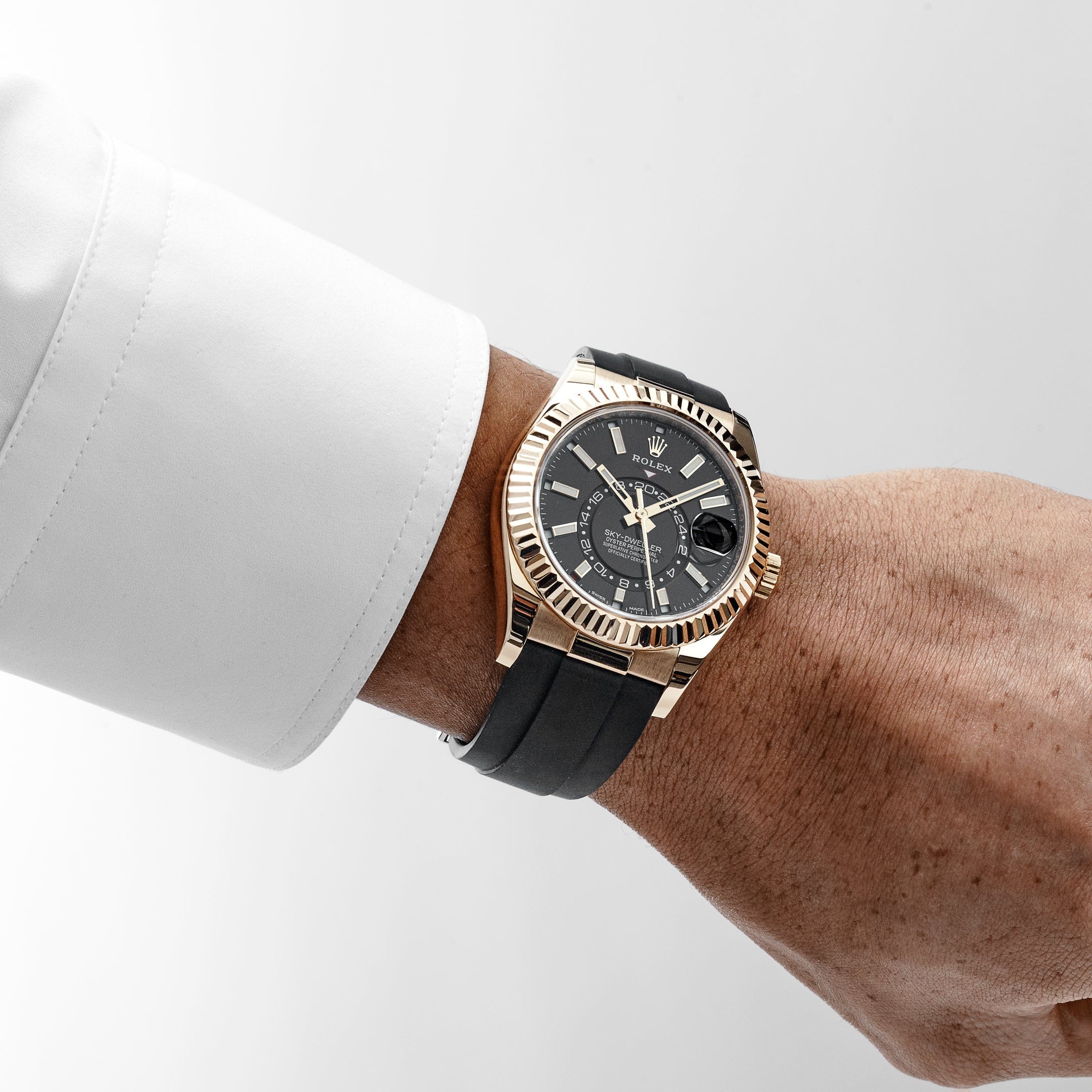 Rolex Sky-Dweller 326238 Yellow Gold Bright Black Dial (2022