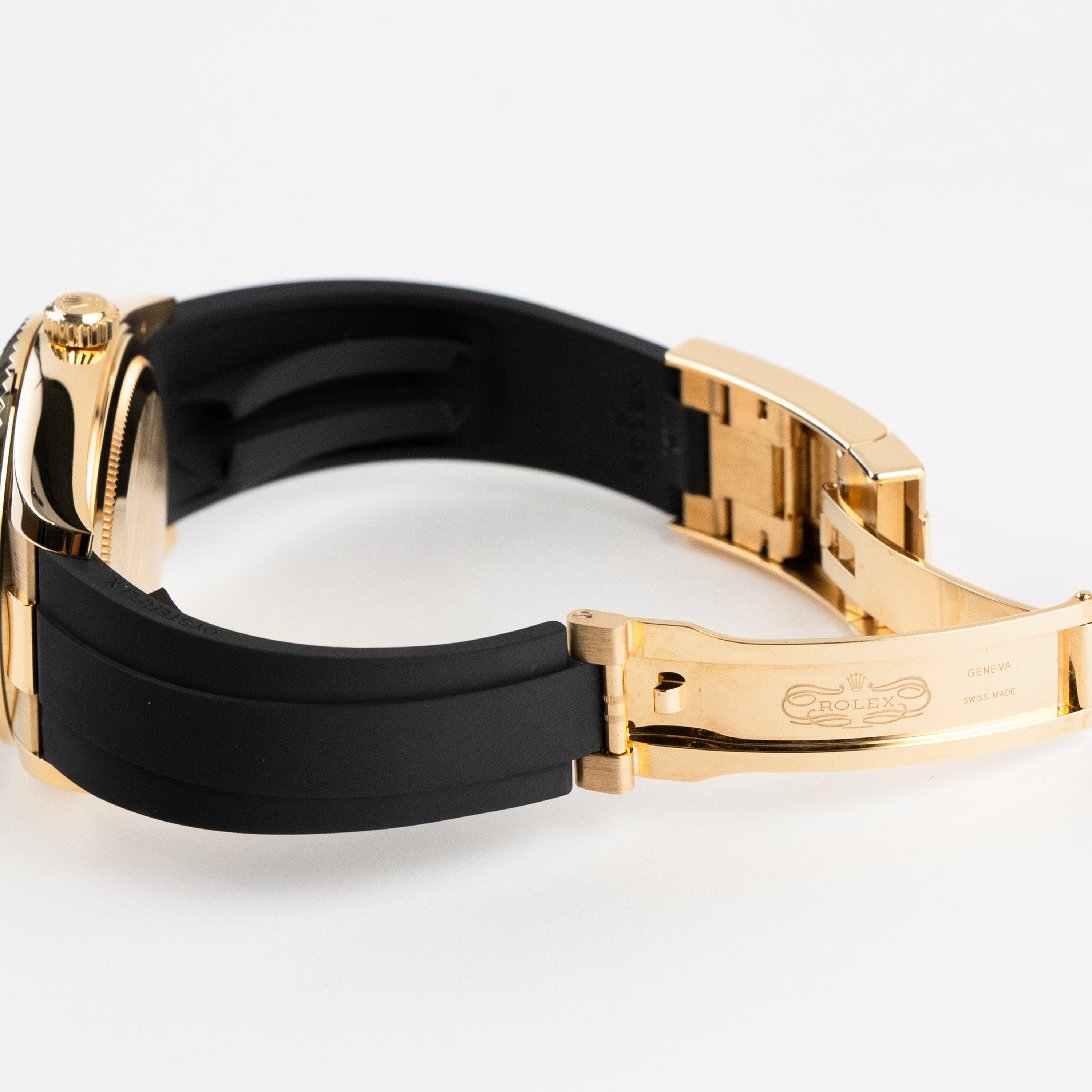 Rolex Sky-Dweller 326238 Yellow Gold Bright Black Dial (2023)