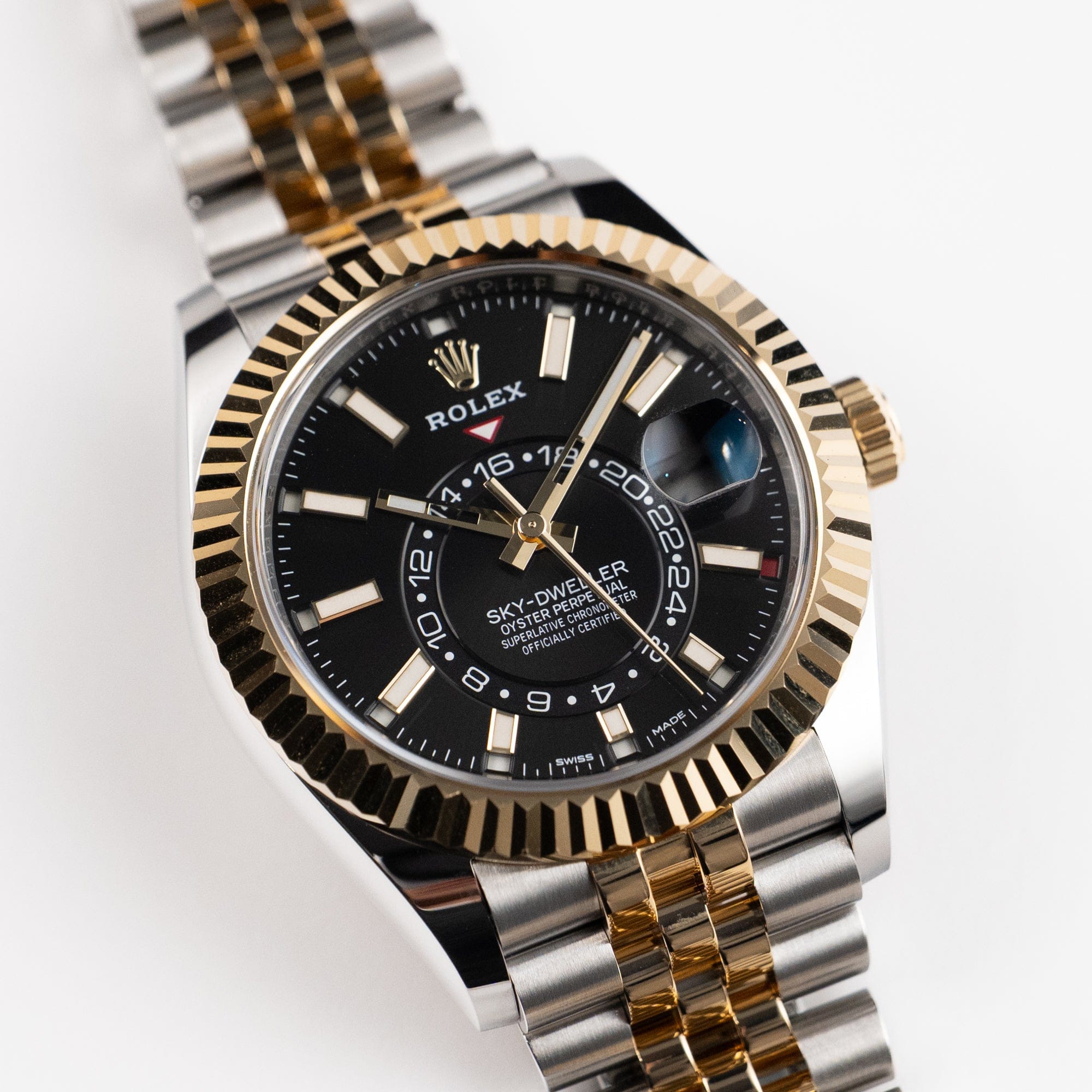Rolex Sky-Dweller 326933 Stainless Steel Yellow Gold Black Dial Jubilee (2022)