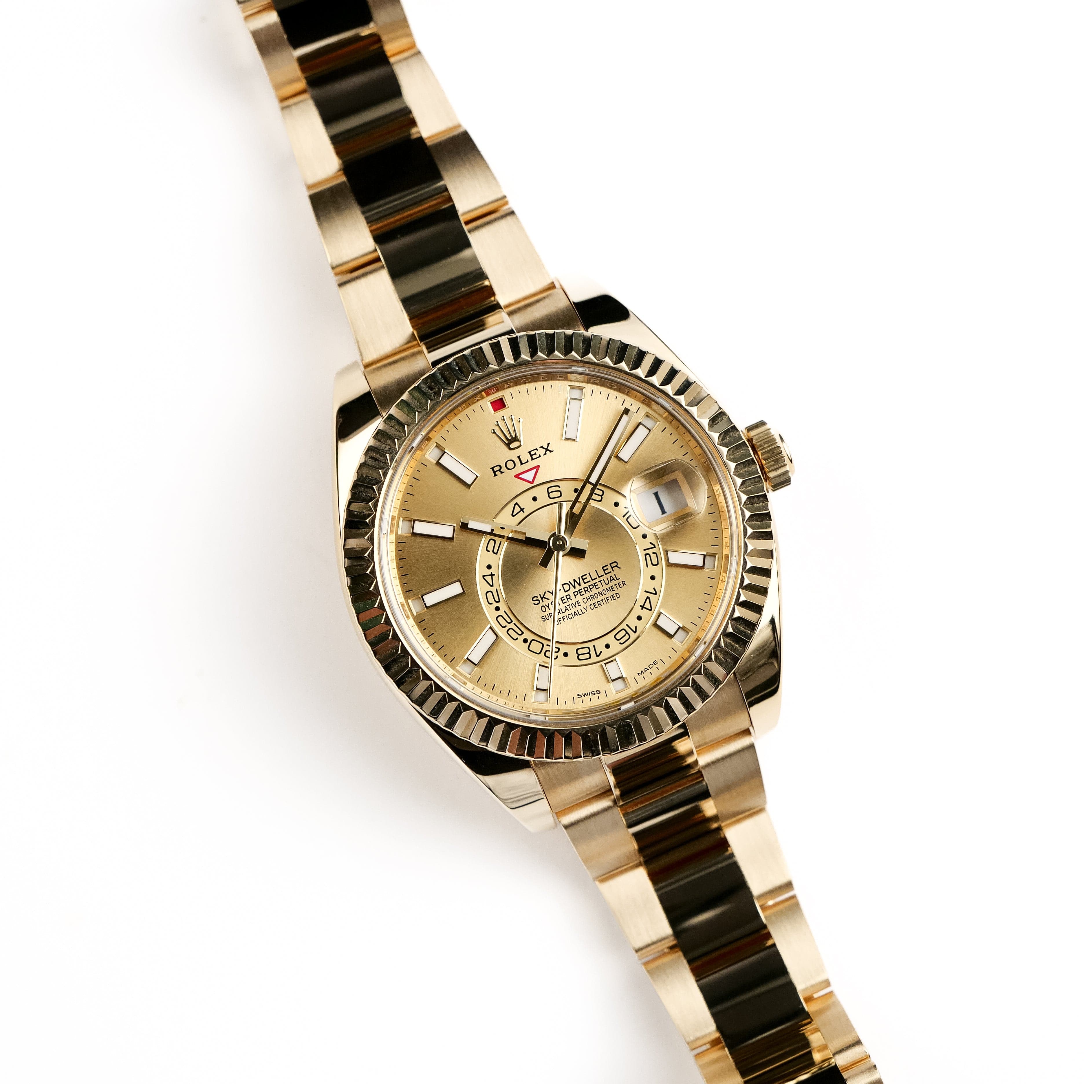 Rolex Sky-Dweller 326938 Yellow Gold Champagne Dial Oyster (2022)