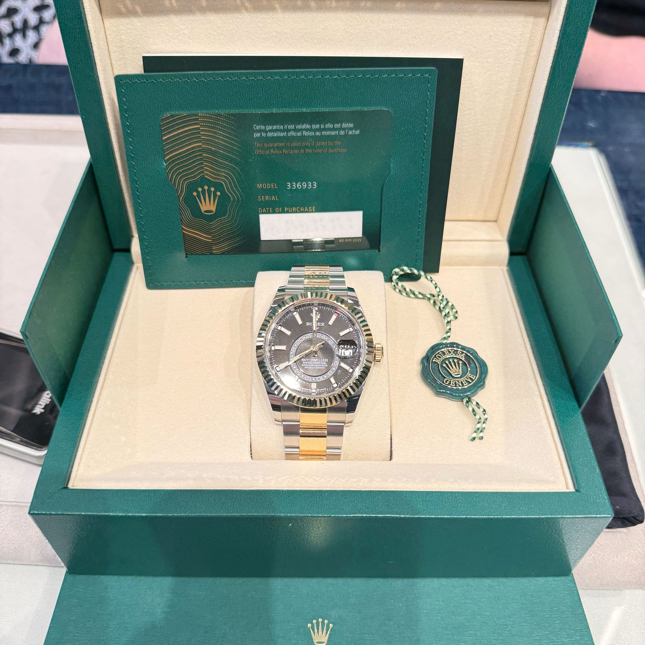 ROLEX OYSTER 空箱 Rolex Sky-Dweller 336933 Stainless Steel Yellow Gold Black Dial