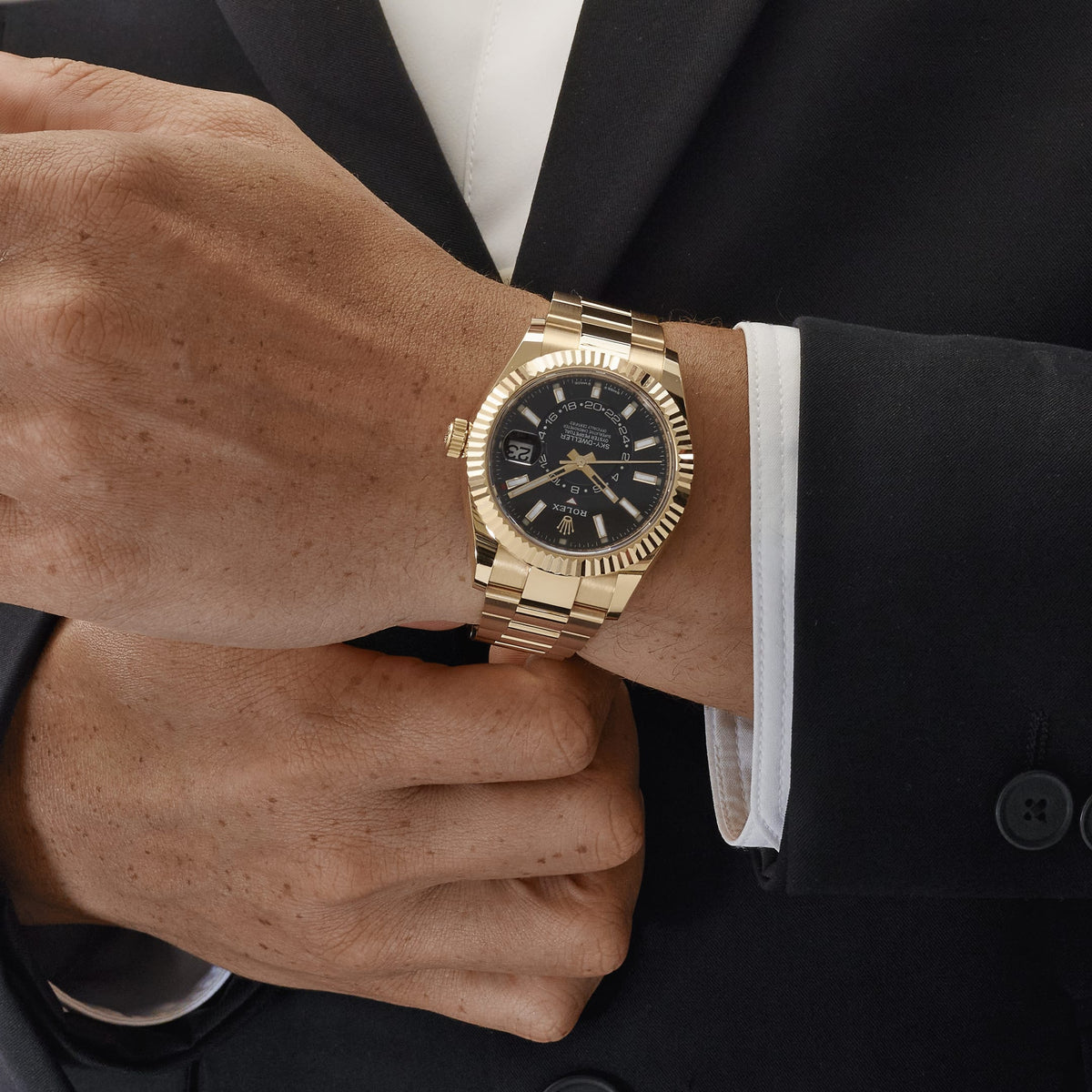 Rolex Sky-Dweller 336938 Yellow Gold Black Dial Oyster (2024)