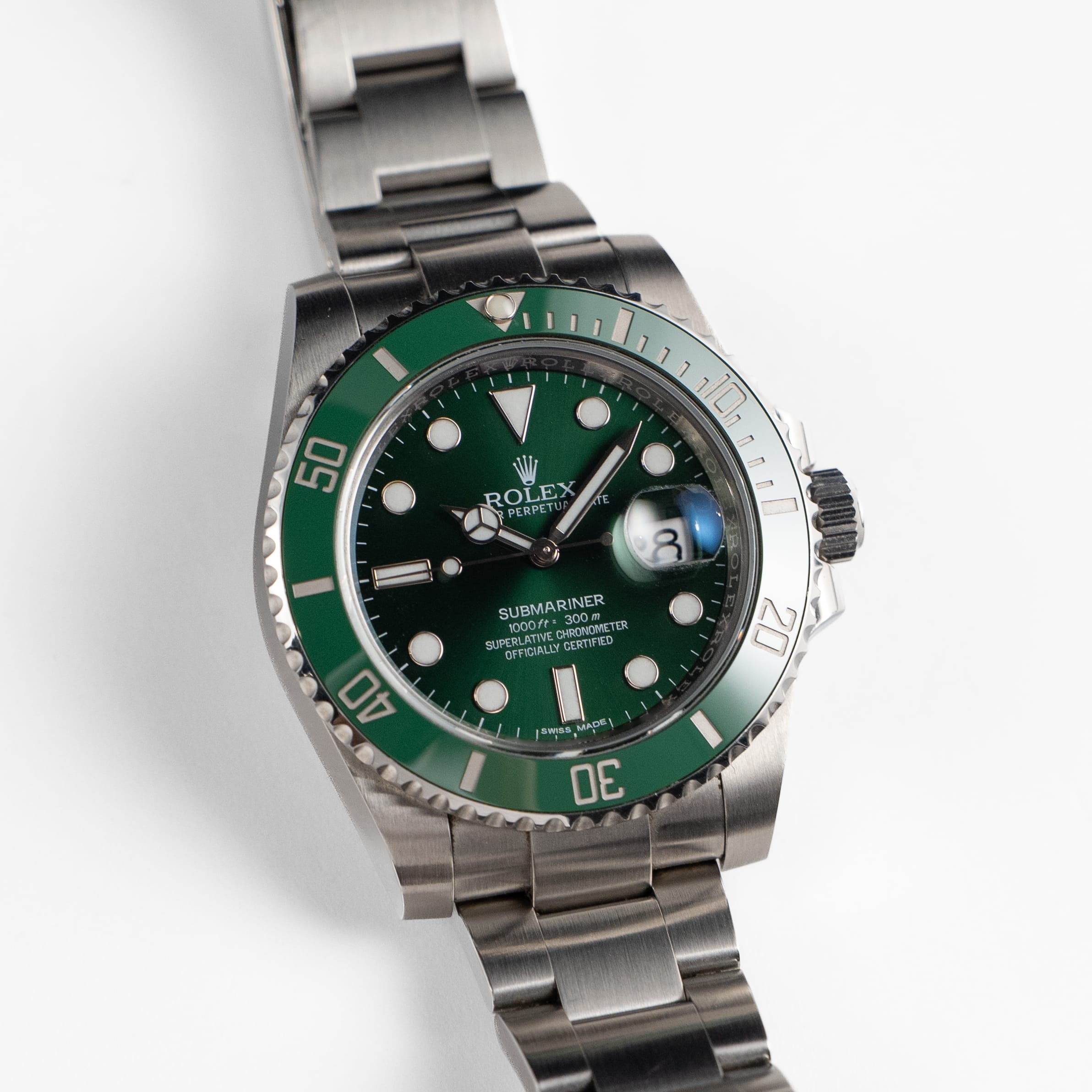 Rolex Submariner Date 116610LV 'Hulk' Stainless Steel Green Dial (2016)