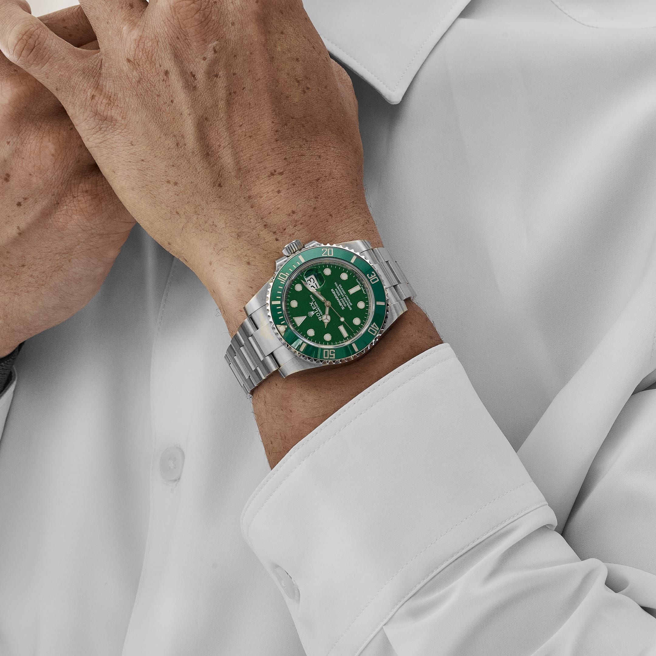 Rolex Submariner Date 116610LV 'Hulk' Stainless Steel Green Dial (2019)