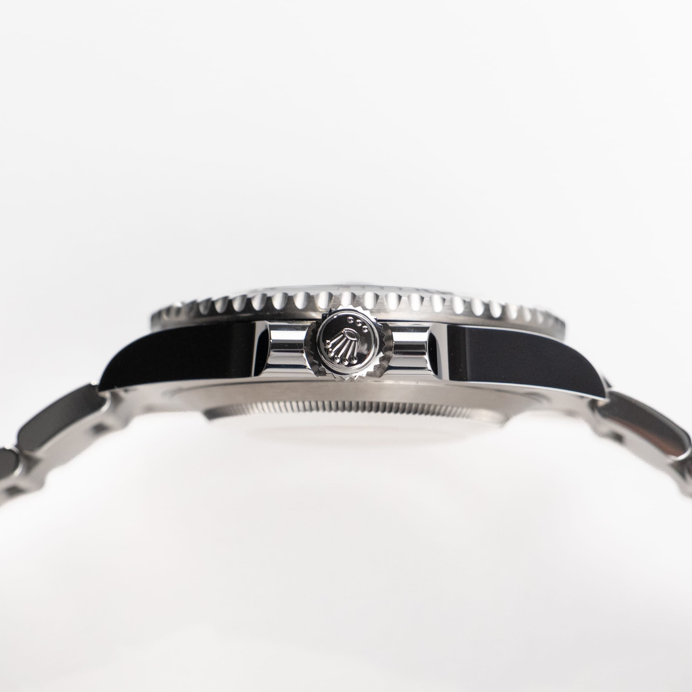 Rolex Submariner Date 116610LV 'Hulk' Stainless Steel Green Dial (2019)