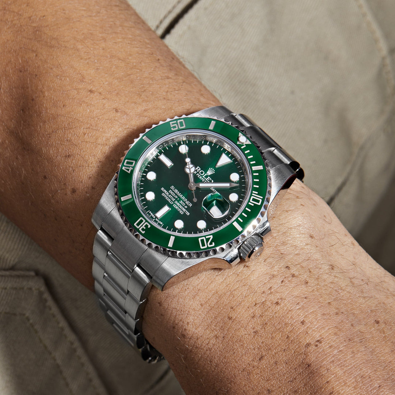 Rolex Submariner Date 116610LV 'Hulk' Stainless Steel Green Dial