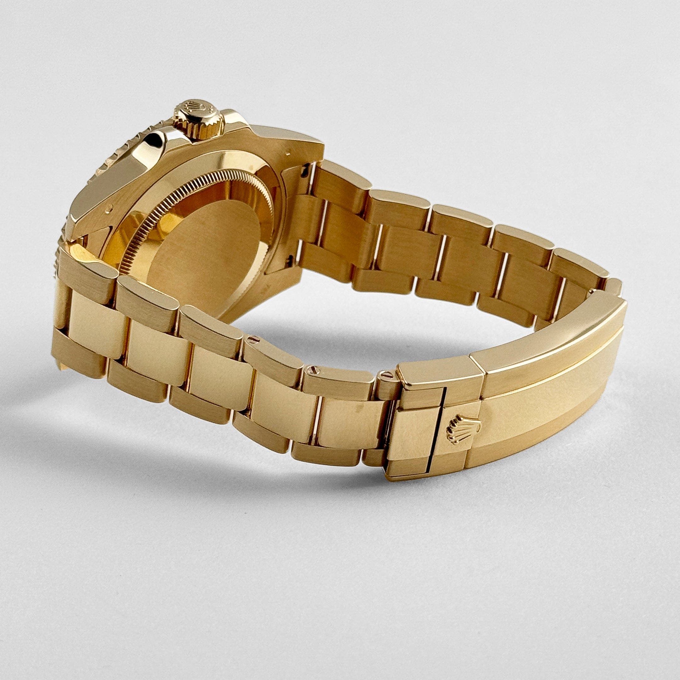 Rolex Submariner Date 116618LN Yellow Gold Black Dial (2015