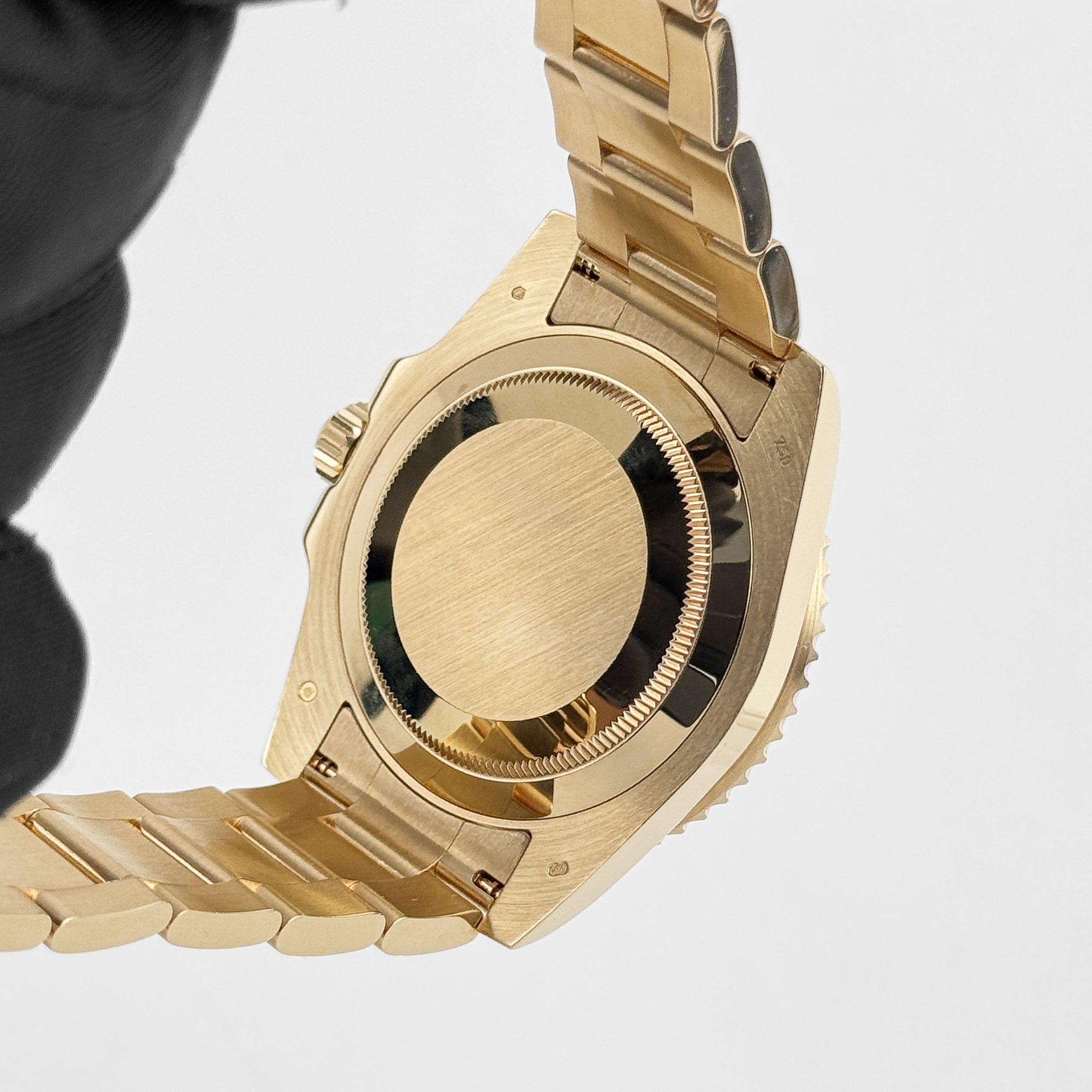 Rolex Submariner Date 116618LN Yellow Gold Black Dial (2015