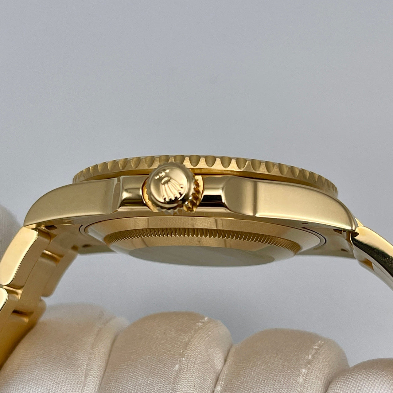 Rolex Submariner Date 40 Yellow Gold Black Dial 116618LN wrist aficionado