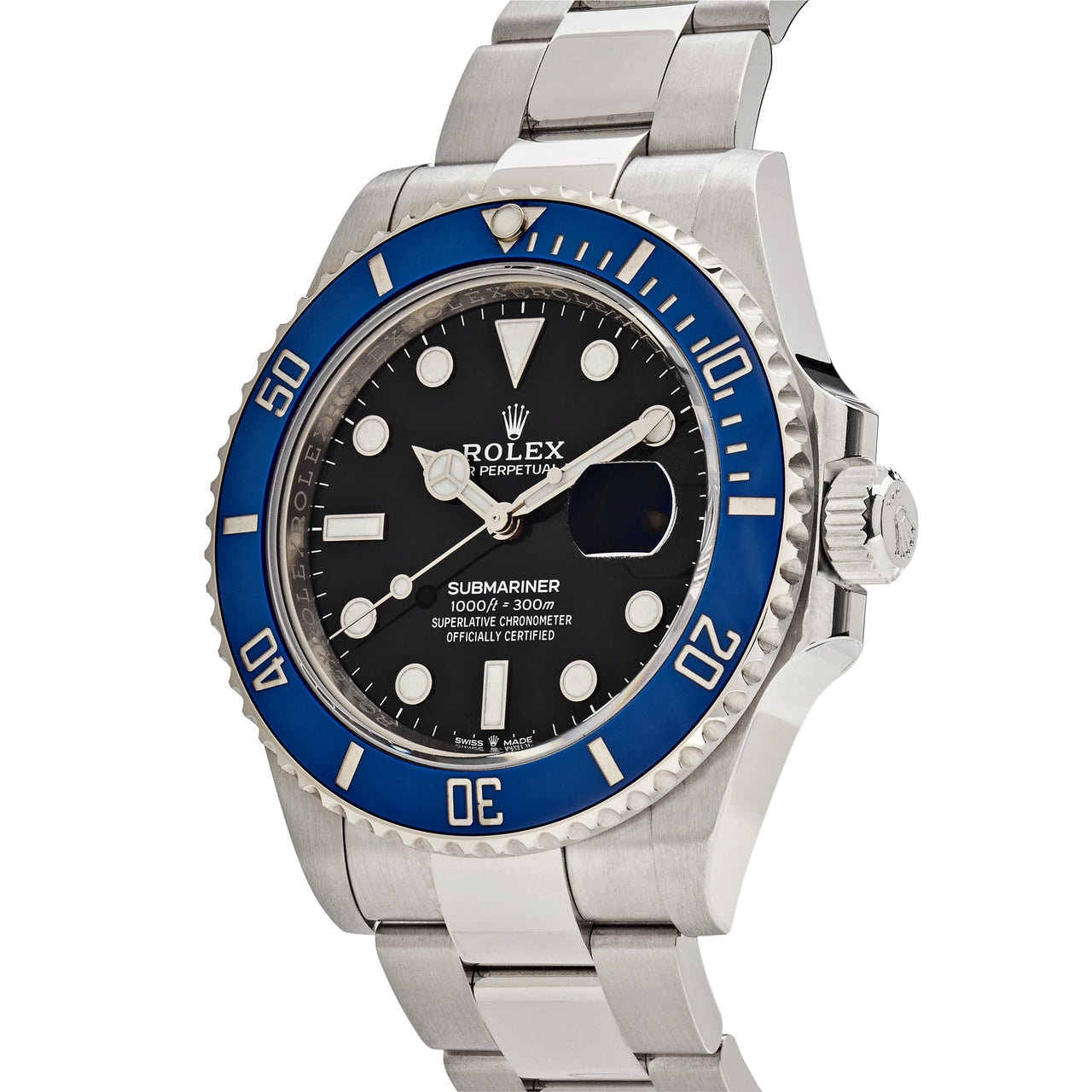 Rolex Submariner Date 41 White Gold Black Dial Blue Bezel 126619LB (2022) wrist aficionado