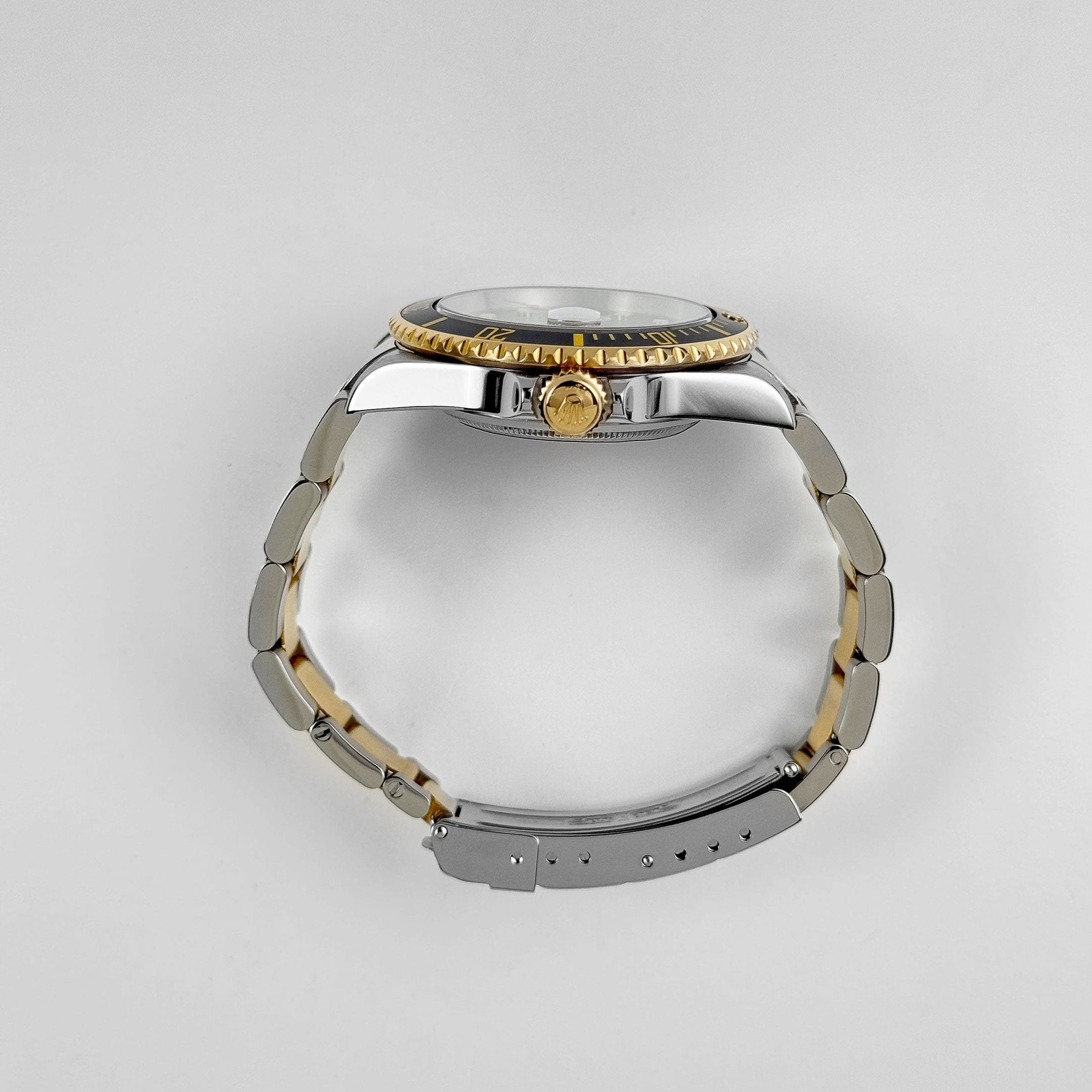 Rolex Submariner Date 16613N Stainless Steel Yellow Gold Black