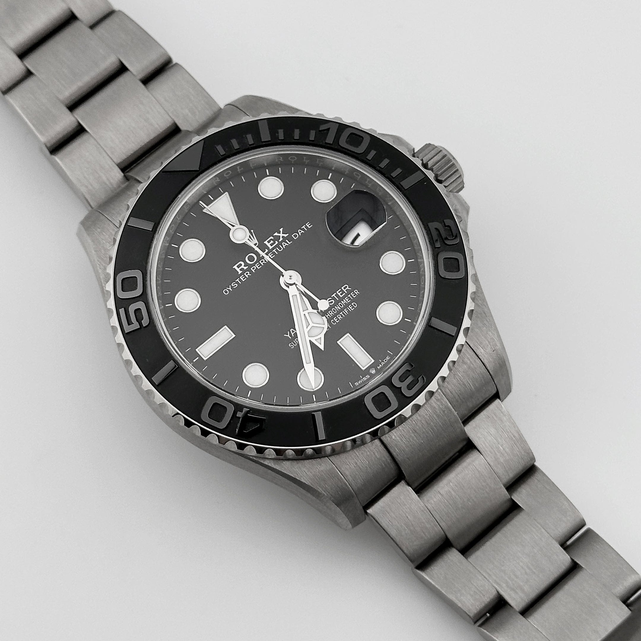 リッサ Hands-On: The Rolex Yacht-Master 42 RLX Titanium, Very Rolex Yet