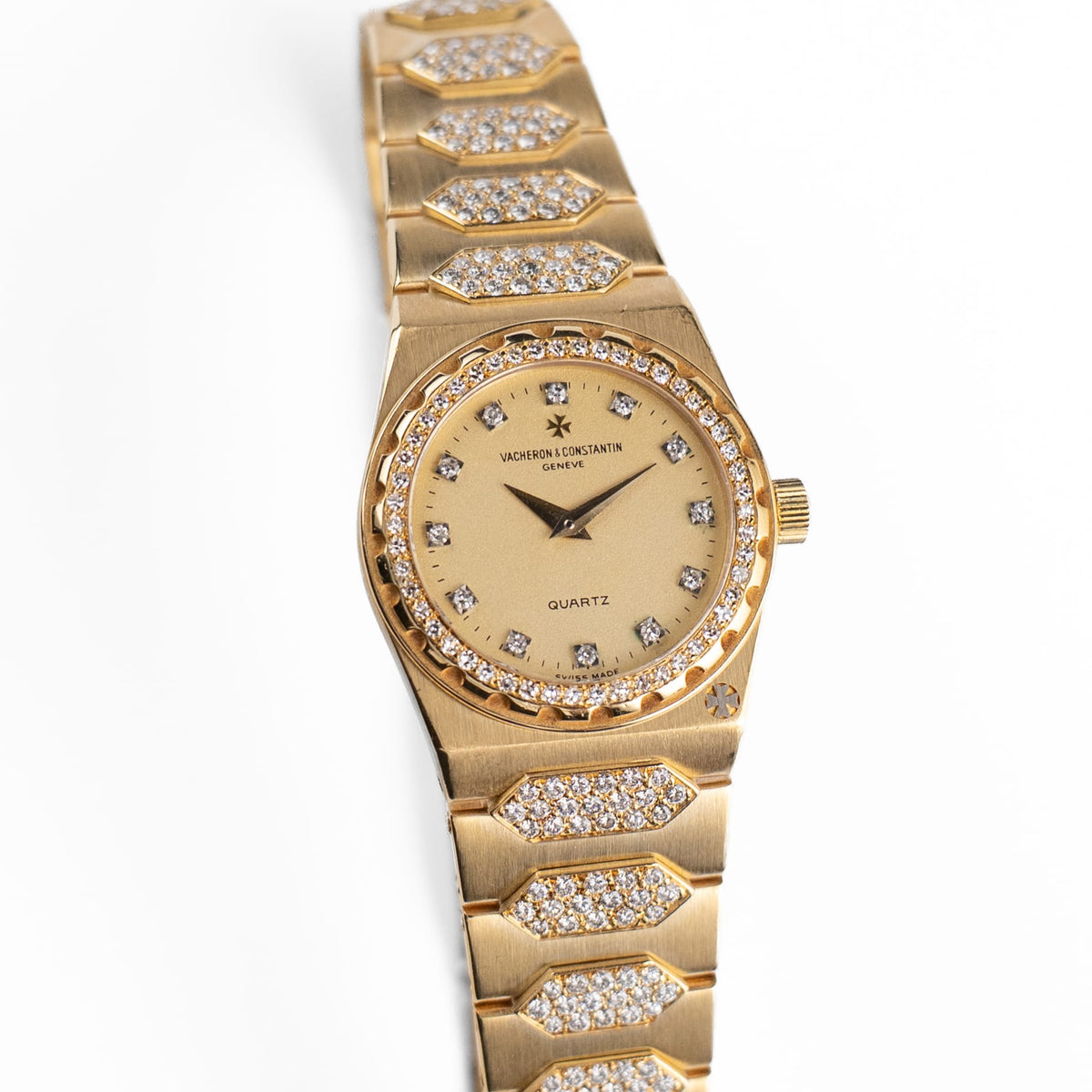 Vacheron Constantin '222' 60501 'Ladies' Yellow Gold Diamond-Set Quartz