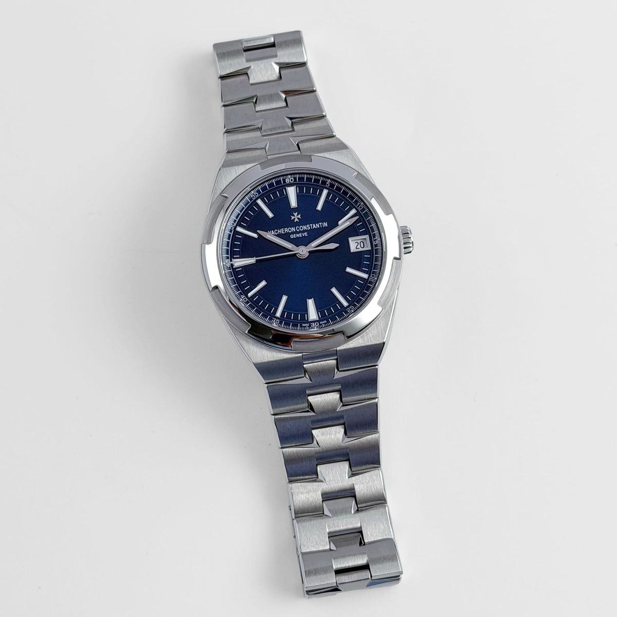 Vacheron Constantin Overseas 4500V/110A-B128 Stainless Steel Blue Dial (2021)