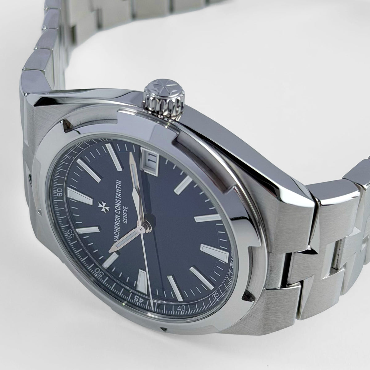Vacheron Constantin Overseas 4520V/210A-B128 Stainless Steel Blue Dial (2026)