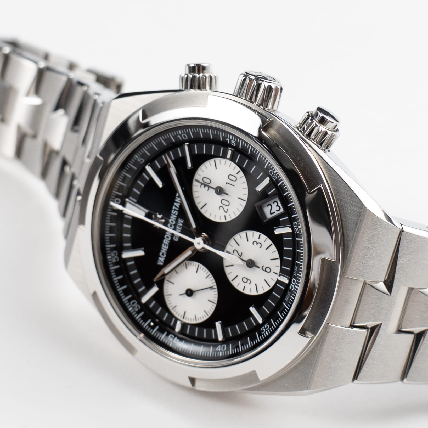 Vacheron Constantin Overseas Chronograph 5520V/210A-B481 Stainless Steel Black Dial (2026)