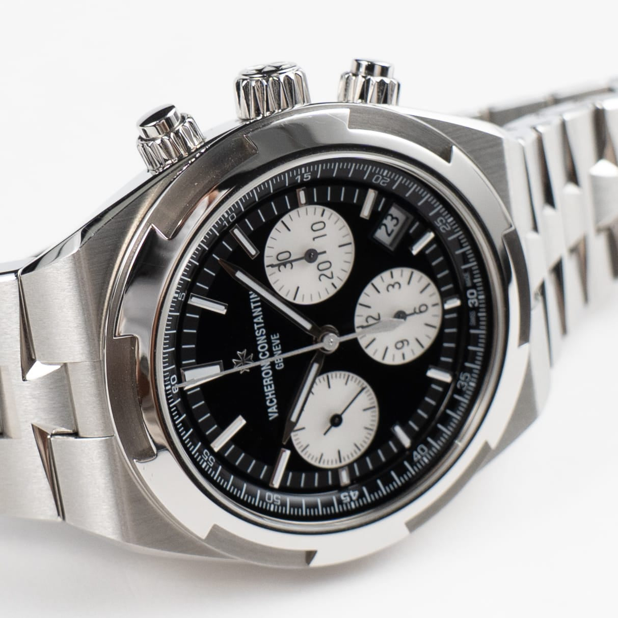 Vacheron Constantin Overseas Chronograph 5520V/210A-B481 Stainless Steel Black Dial (2026)