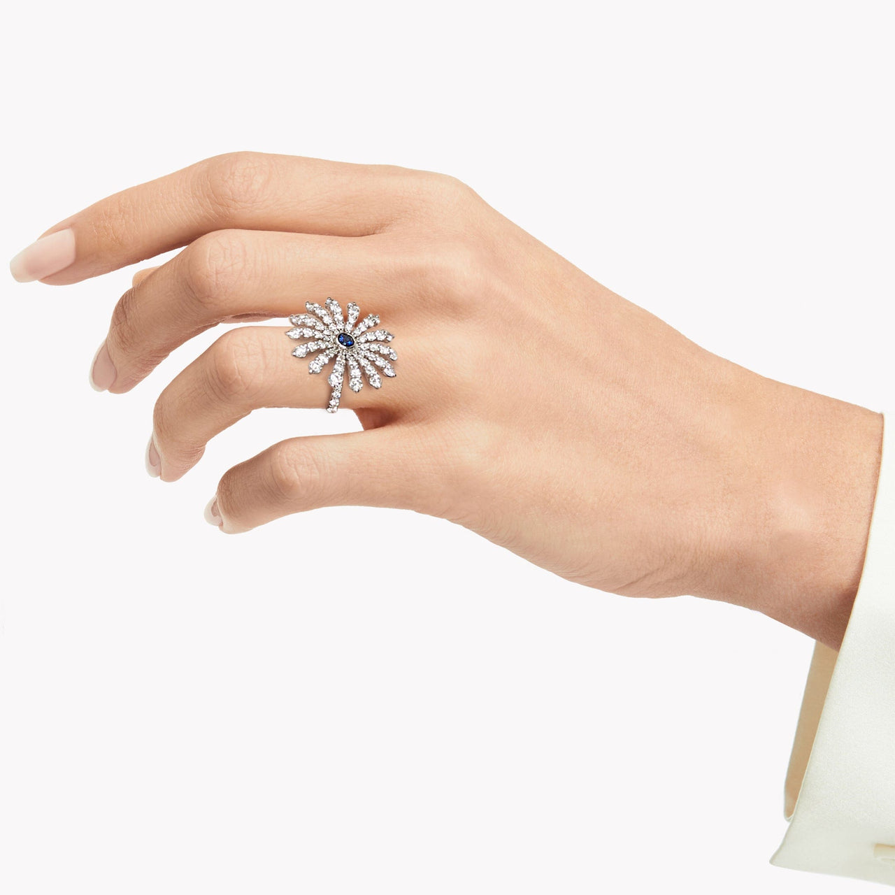 Rings White Gold Blue Sapphire, White Diamonds Flower Ring Wrist Aficionado